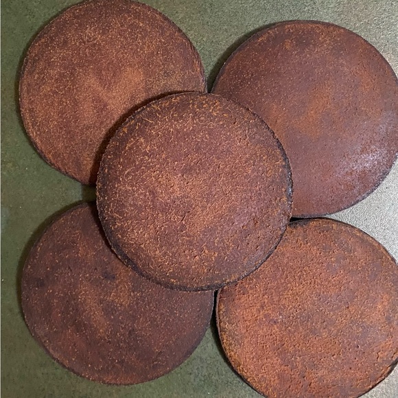 Leather Coasters “ M”, Set of 5 - Picture 3 of 3